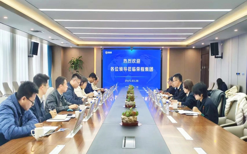 津南区科技局到今年会jnh集团调研 共推人为智能产教融合发展